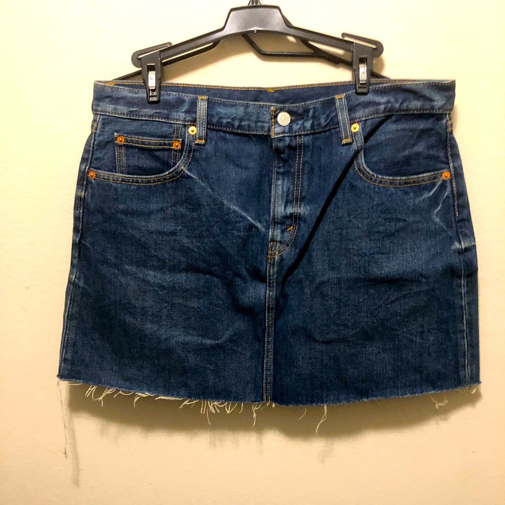 Levi’s denim skirt